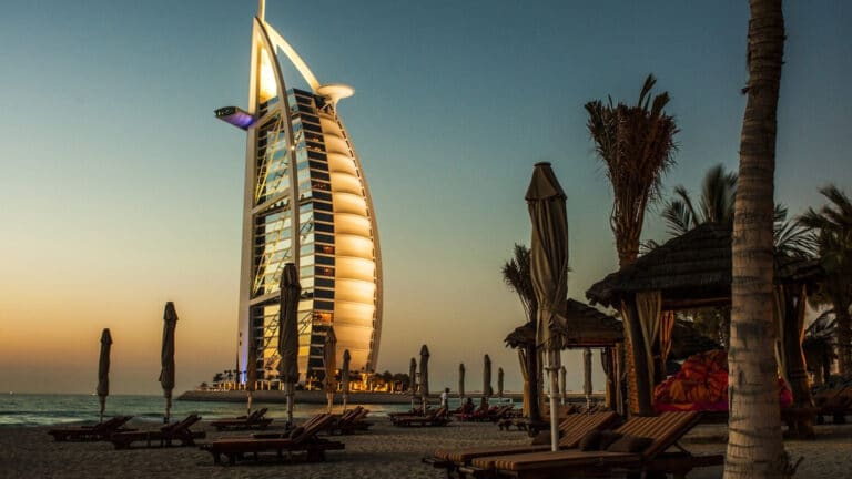 Comment ouvrir un compte bancaire à Dubaï