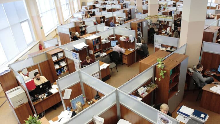 Pourquoi choisir une cloison modulaire ?