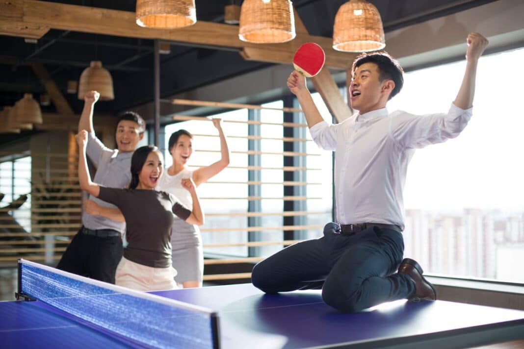 decrocher job ping pong