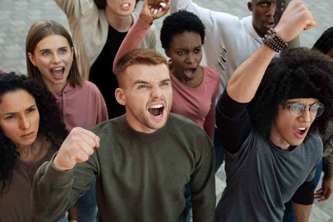 scandale employes vires rockstar