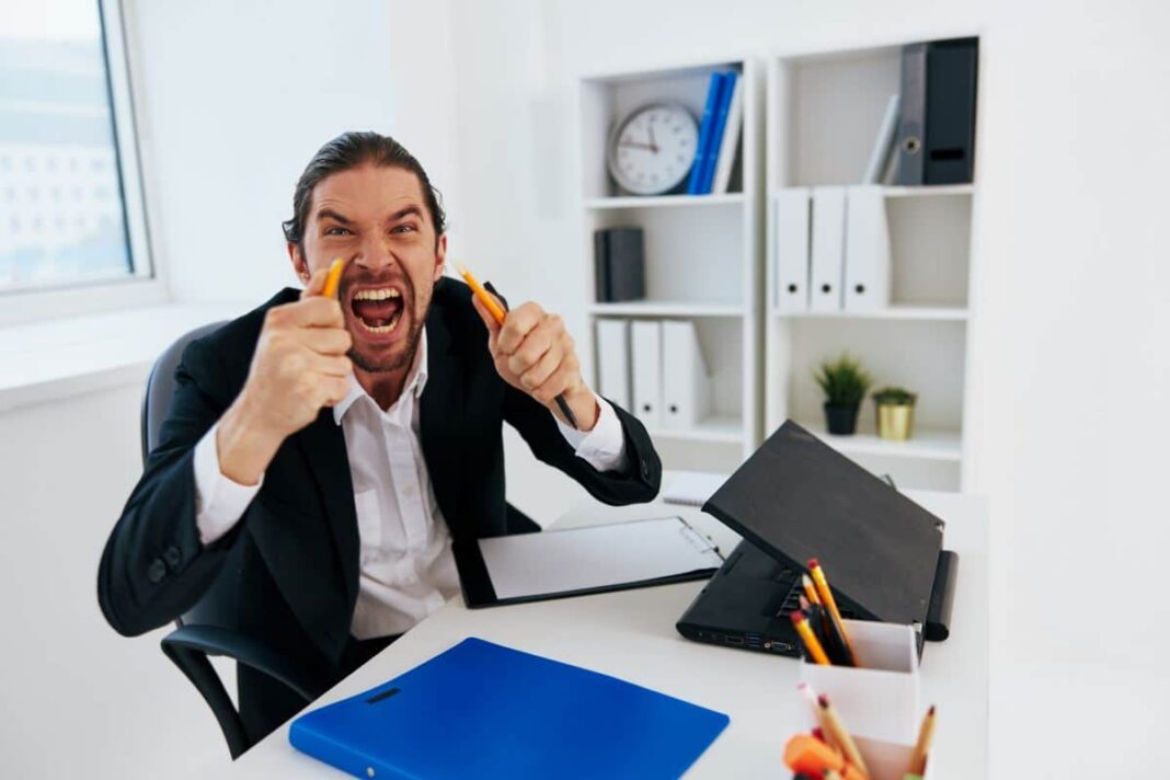 video scandale aides sociales